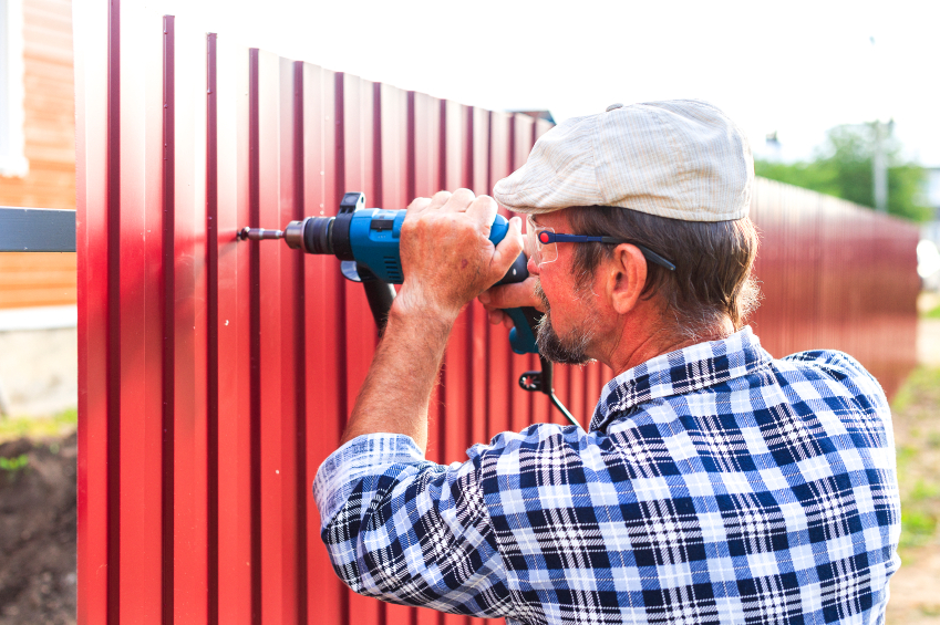 Who Pays for Fence Replacement?